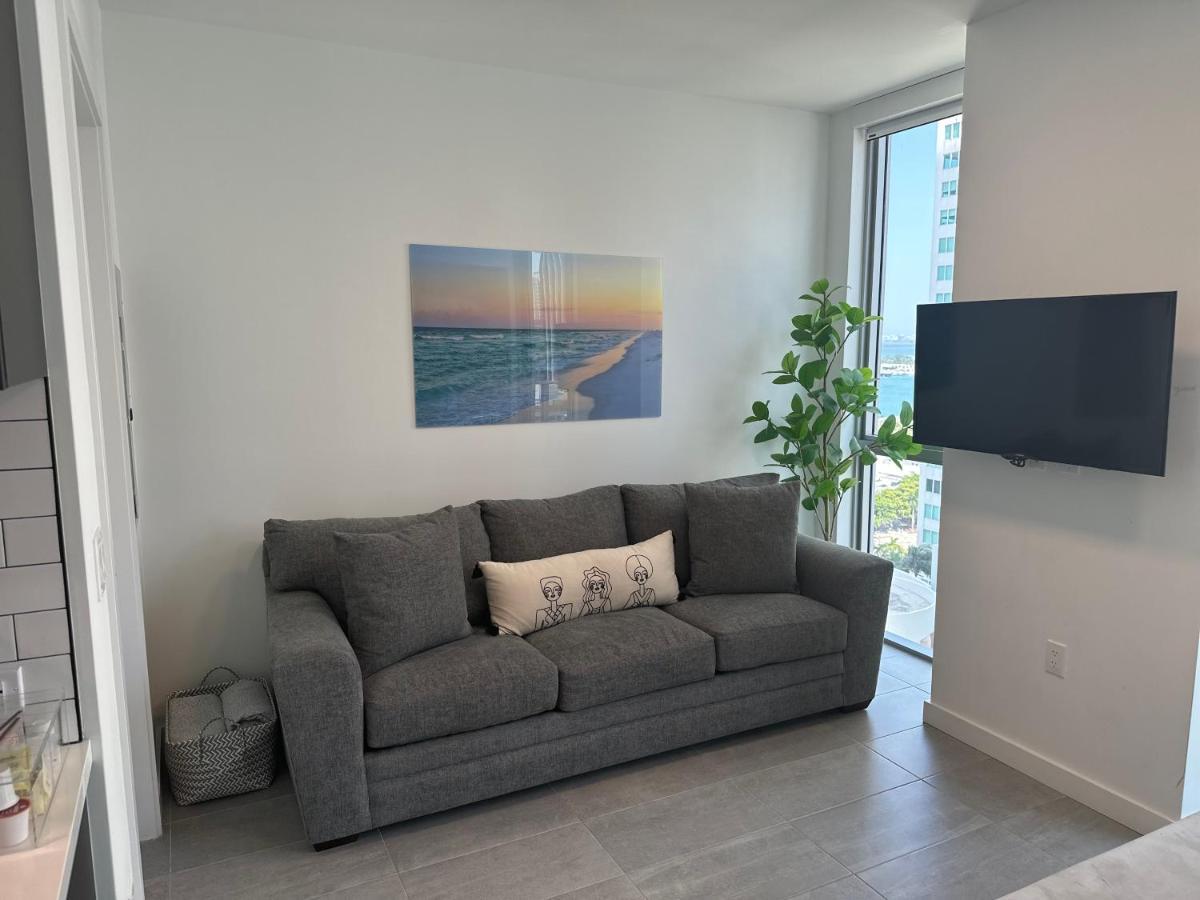 Comfortable Studio With King Bed And Queen Sofa-Bed 迈阿密 外观 照片